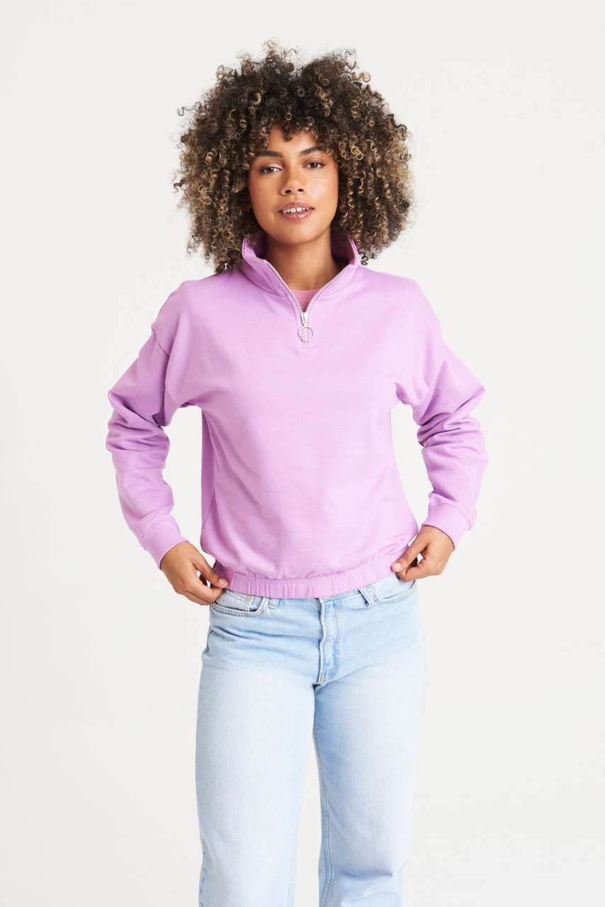 WOMEN'S CROPPED 1/4 ZIP SWEAT - Image 4