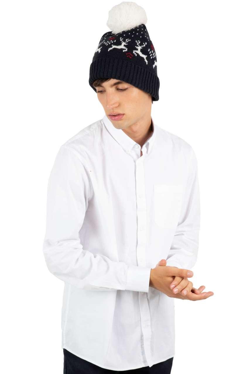 WINTER BEANIE WITH REINDEER DESIGN - Image 3
