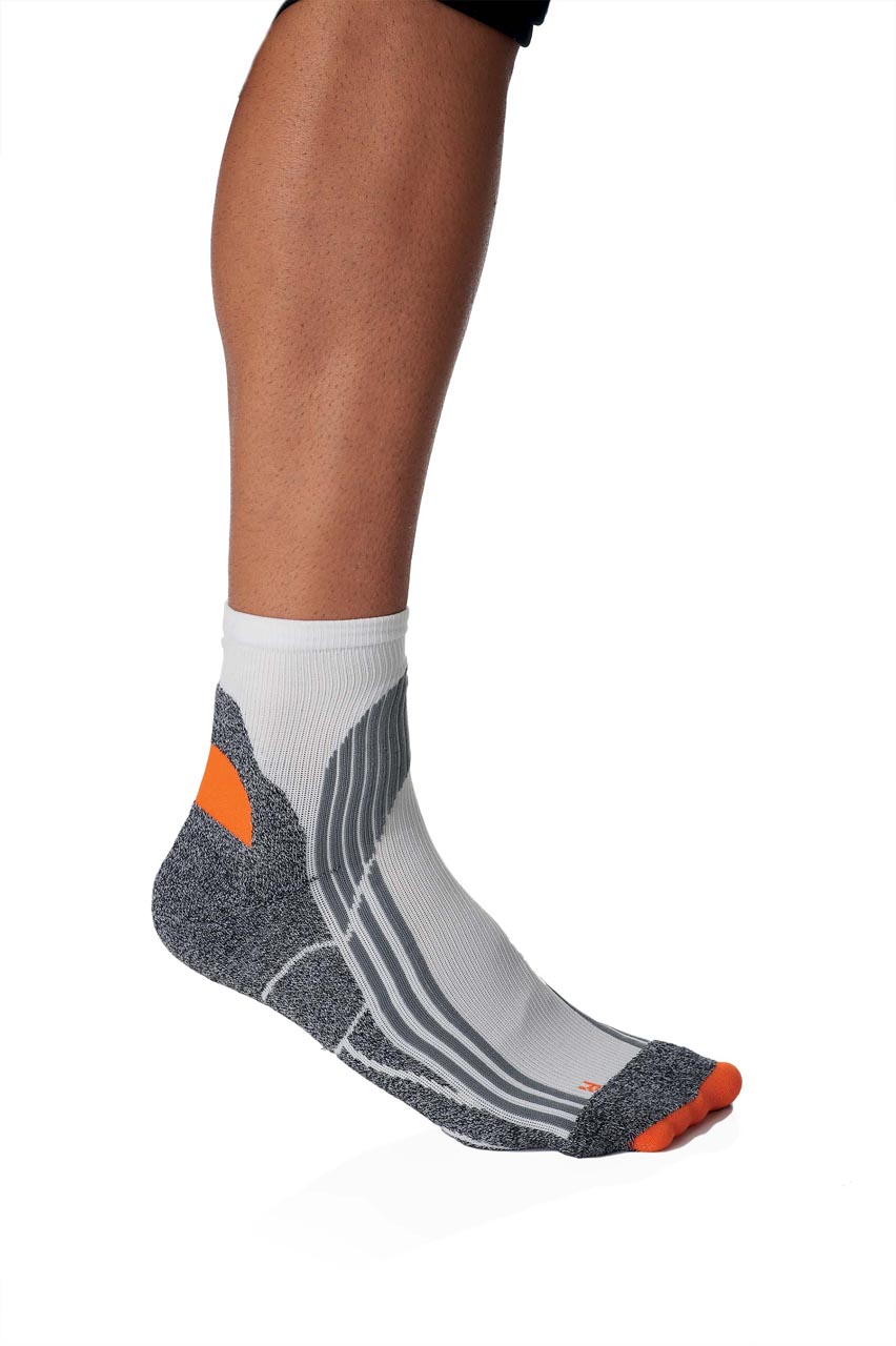 TECHNICAL SPORTS SOCKS - Image 2