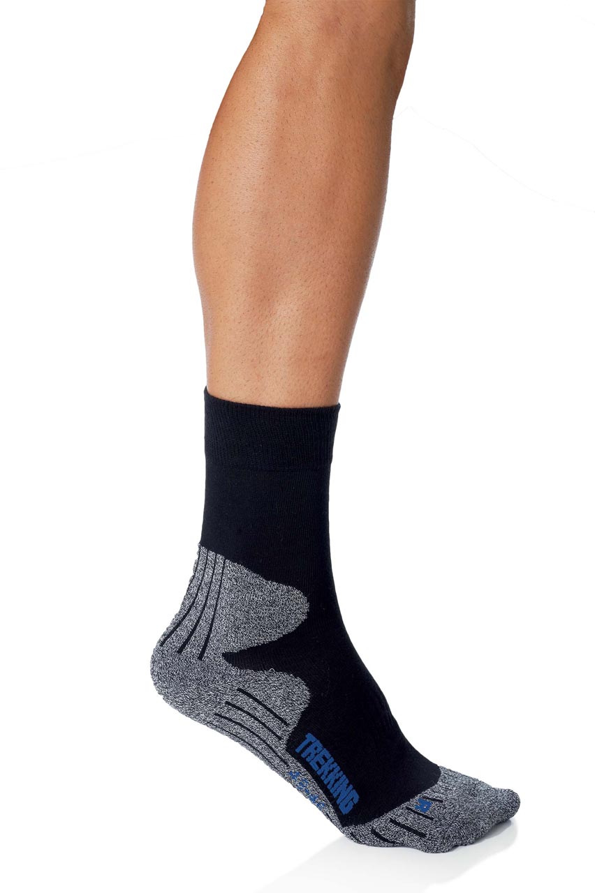 TECHNICAL TREKKING SOCKS - Image 2
